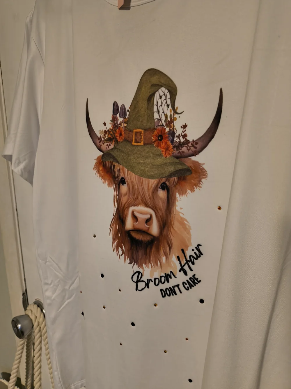 Halloween Tee With Olive Witch Hat Highland Cow Tapestry - Broom Hair Don't Care